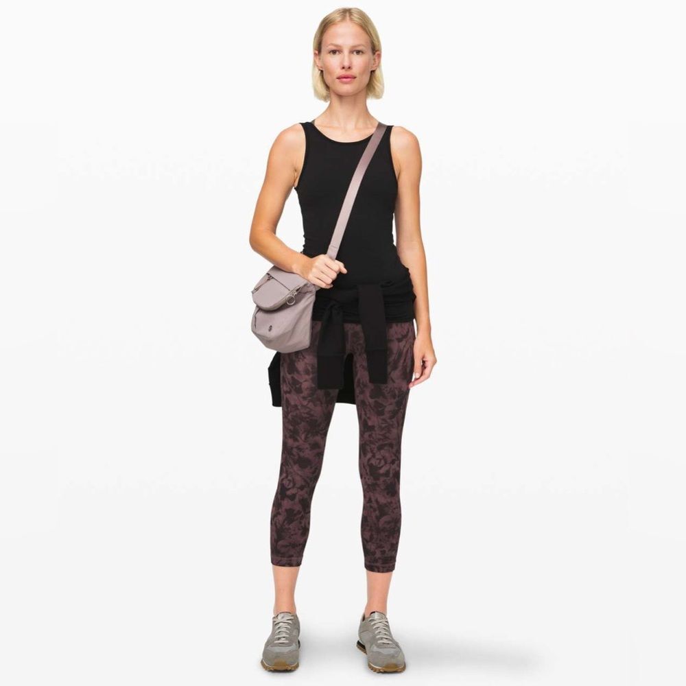 Lululemon Align Crop 21 inch Mini Dusk Floral Antique Bark Black - Picture 4 of 13